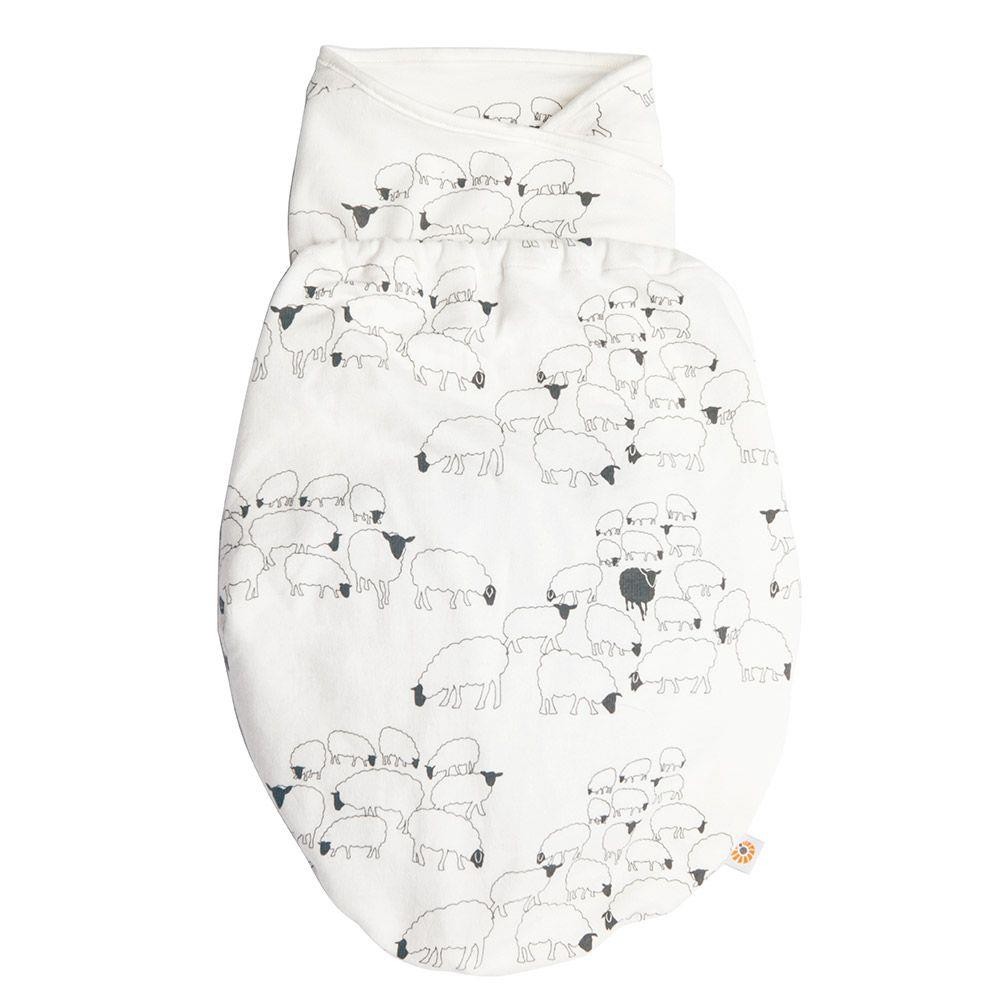 Baby swaddle clearance ergobaby